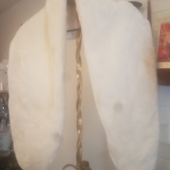 Shall - Picture 3 of 4